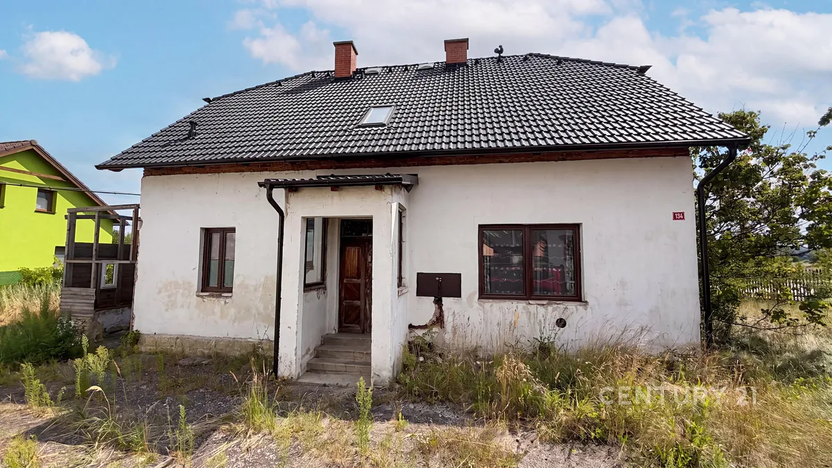Prodej rodinného domu 300 m², pozemek 964 m²